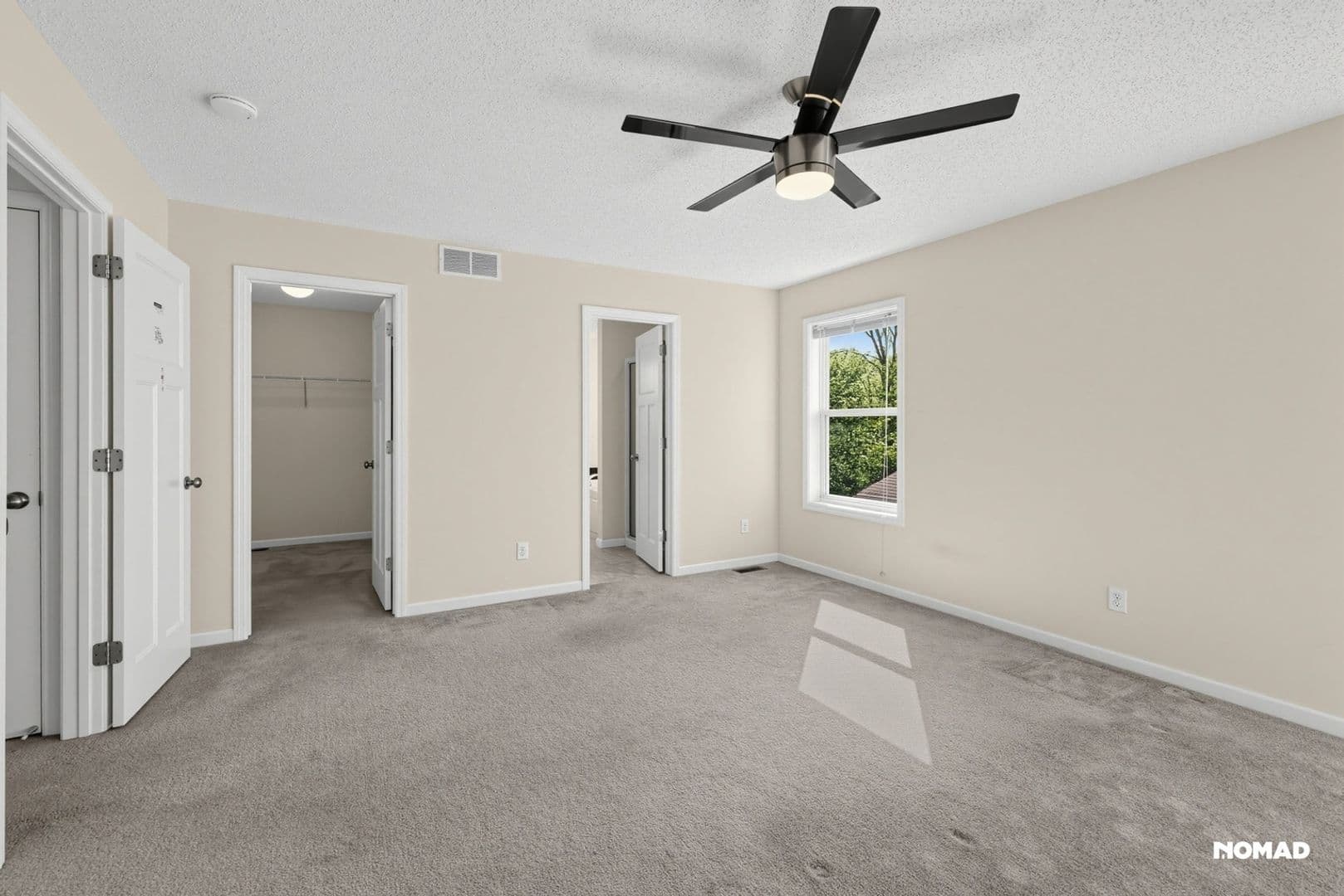 Plymouth House: 18805 46th Ave N