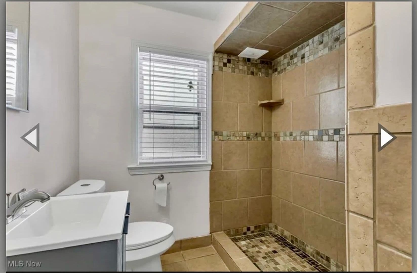 Bay Village House: 595 Oakmoor Ave