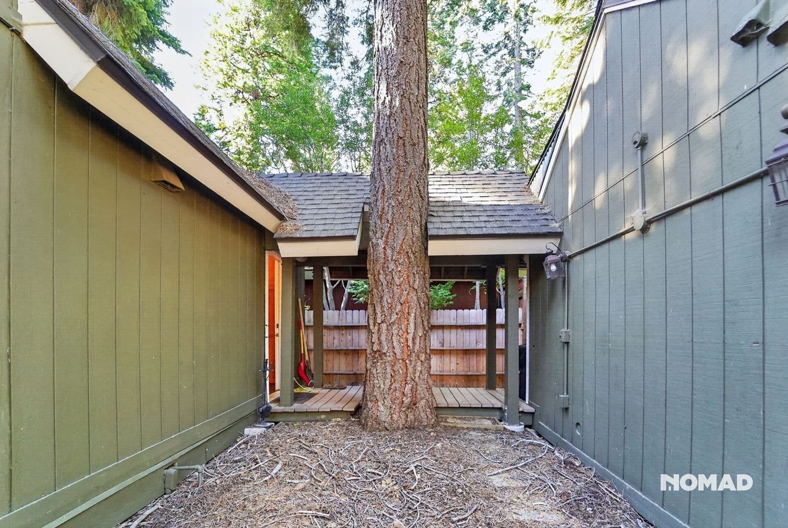 Tahoma House: 7064 6th Ave