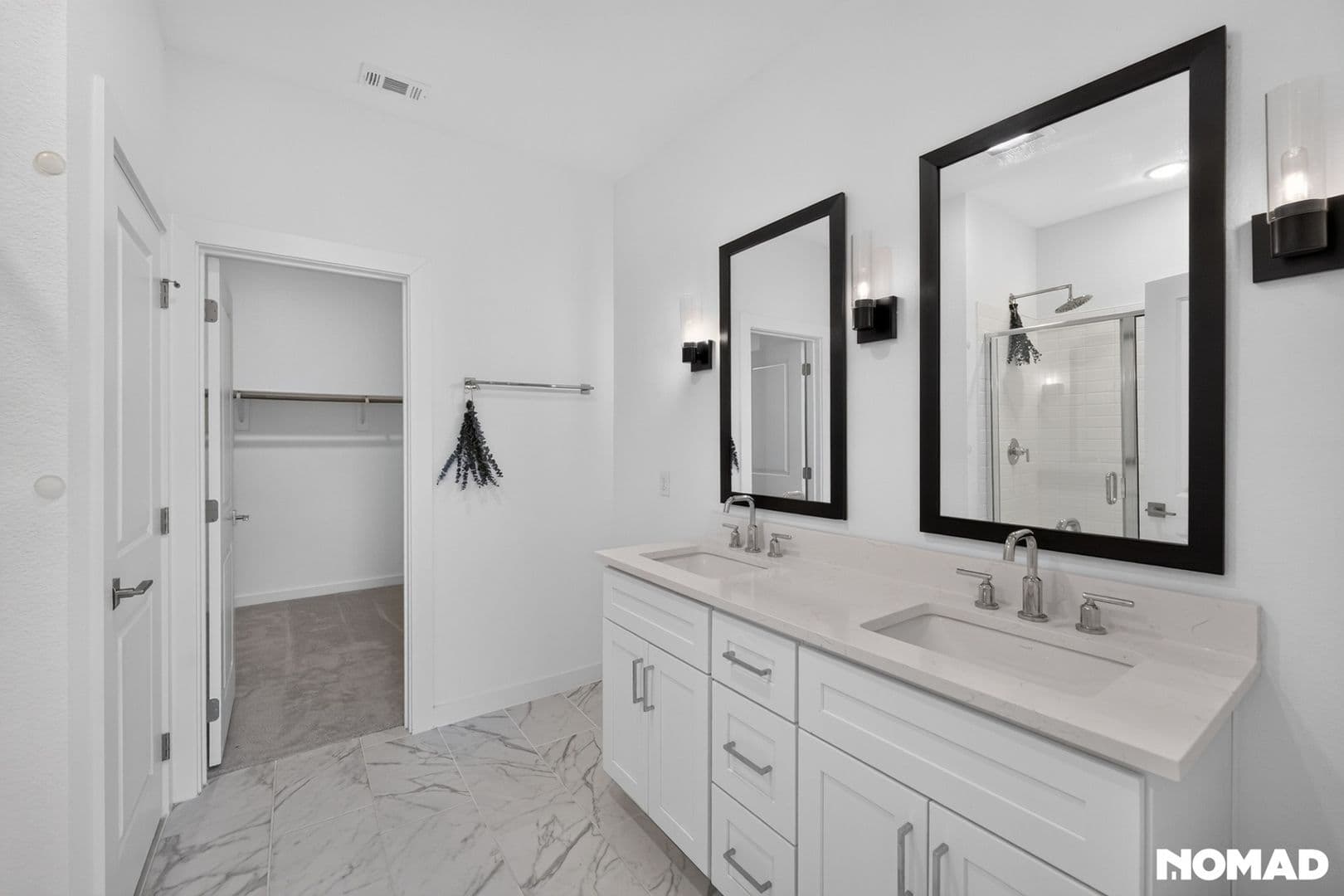 Seagoville House: 2512 Broken Bow Dr