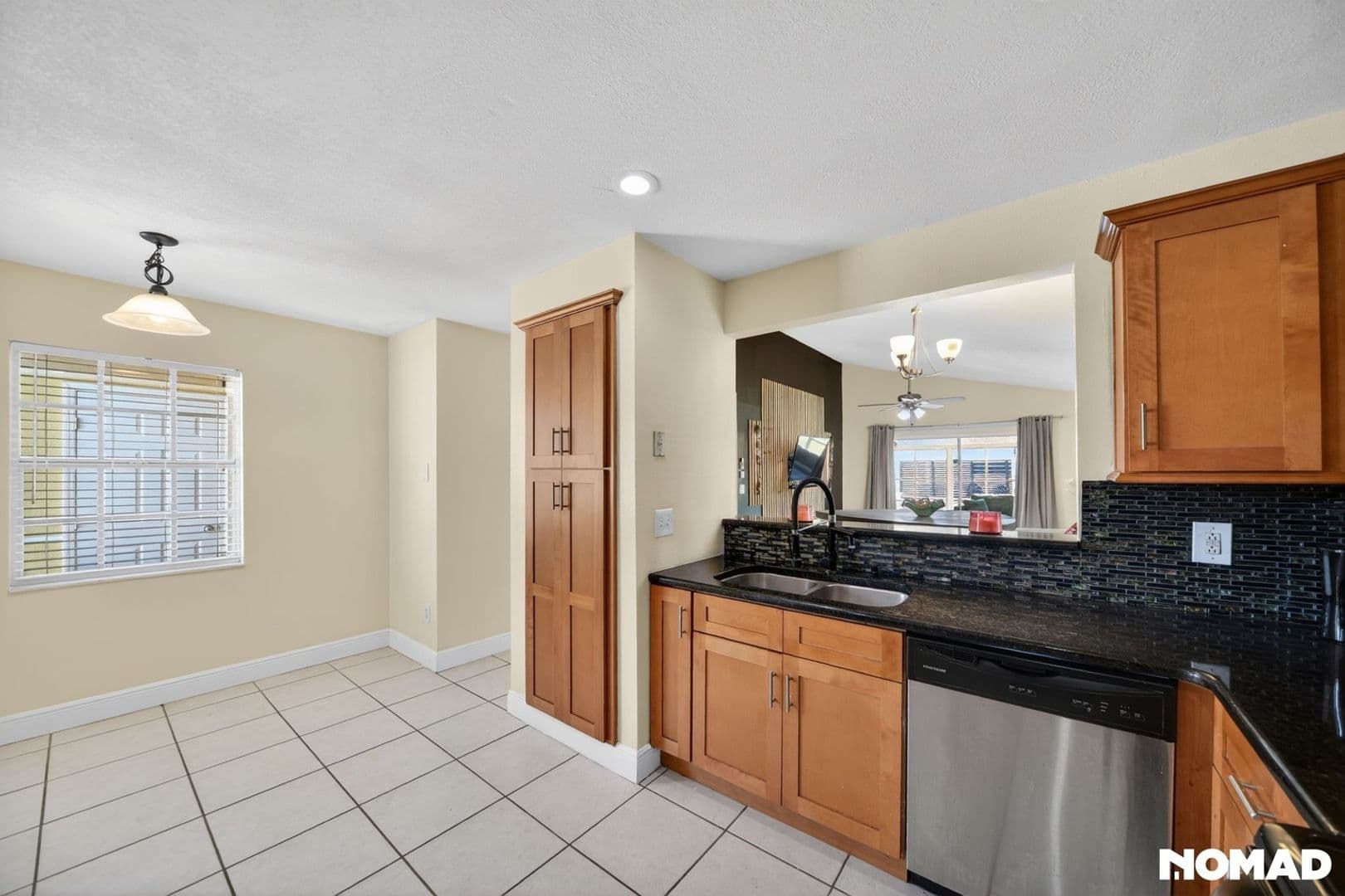 Orlando House: 293 Chicago Woods Cir