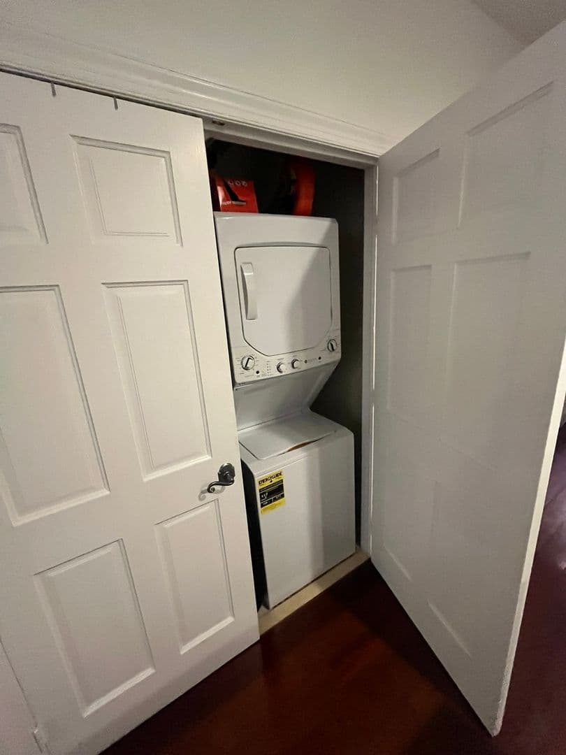 Washington Condo: 2132 11th St NW