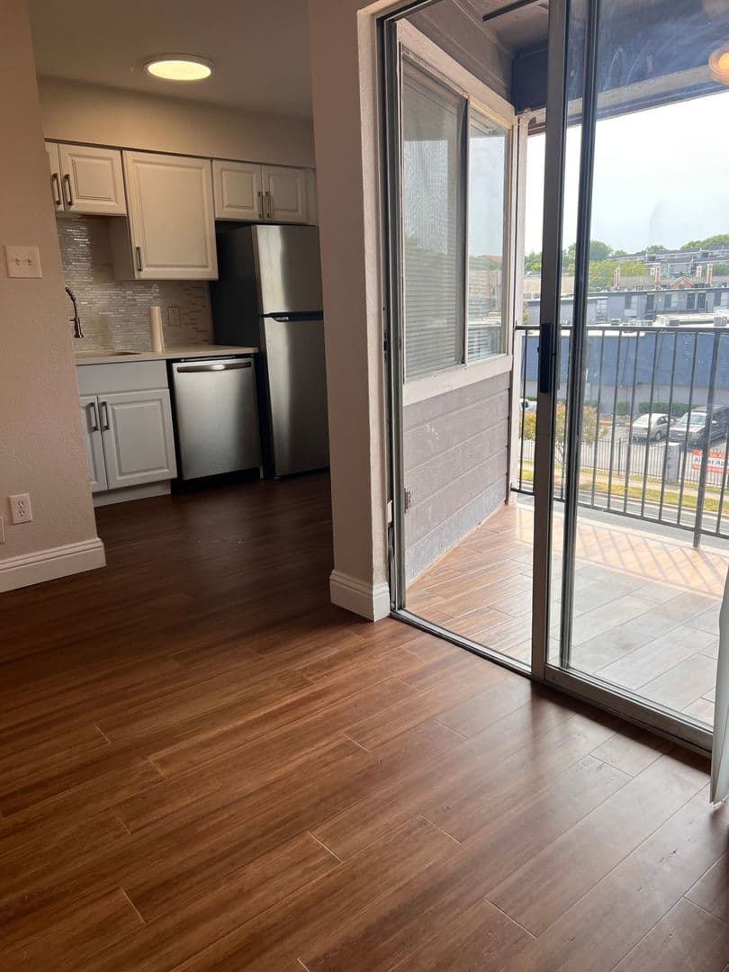 Austin Condo: 1840 Burton Dr