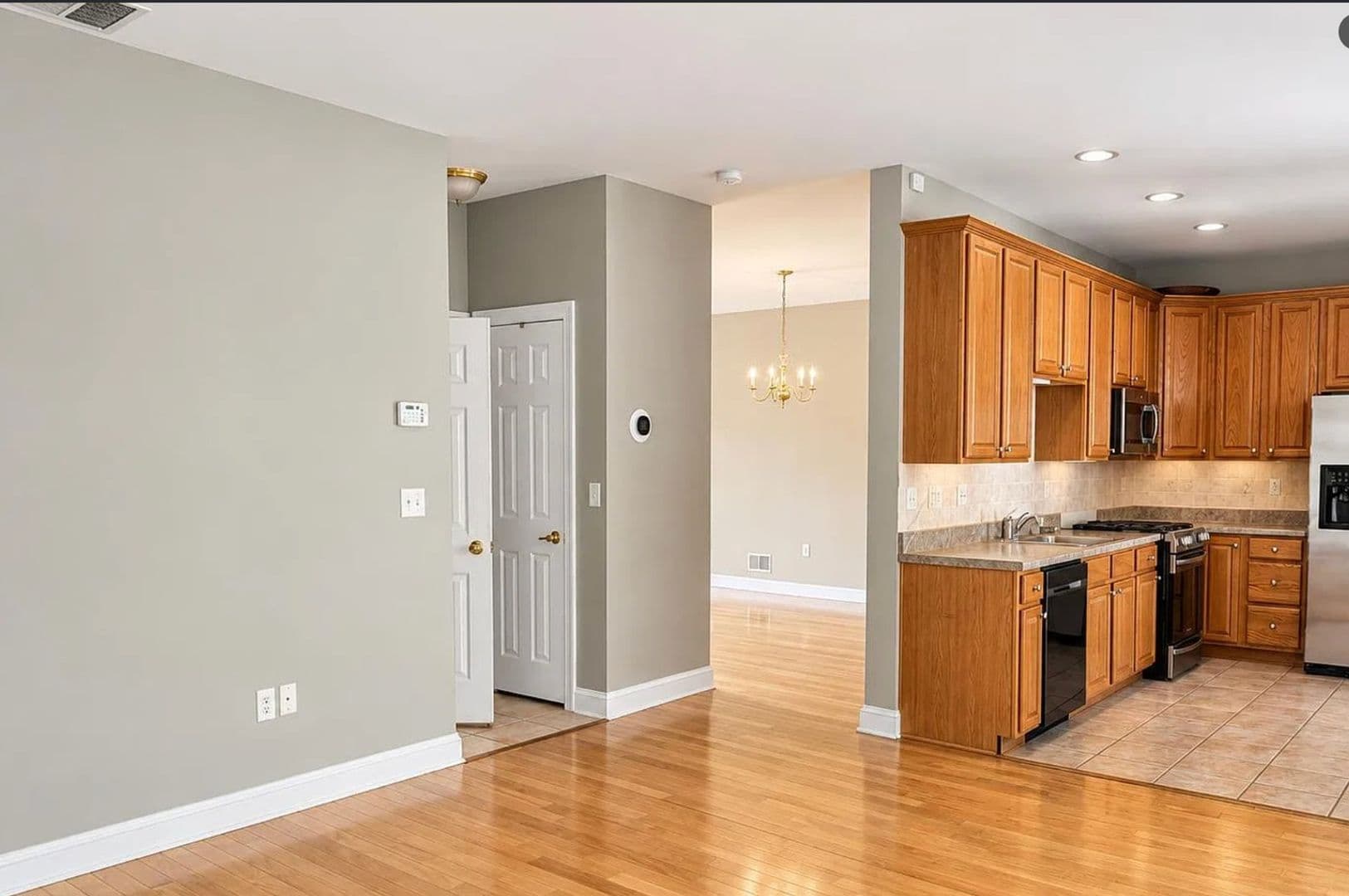 Englishtown Condo: 188 Shinnecock Dr