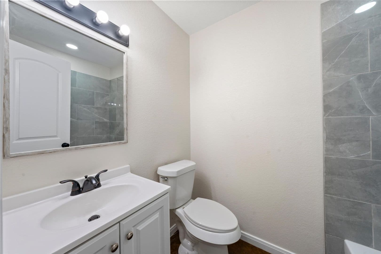 Waco Townhome: 1716 N 12th St