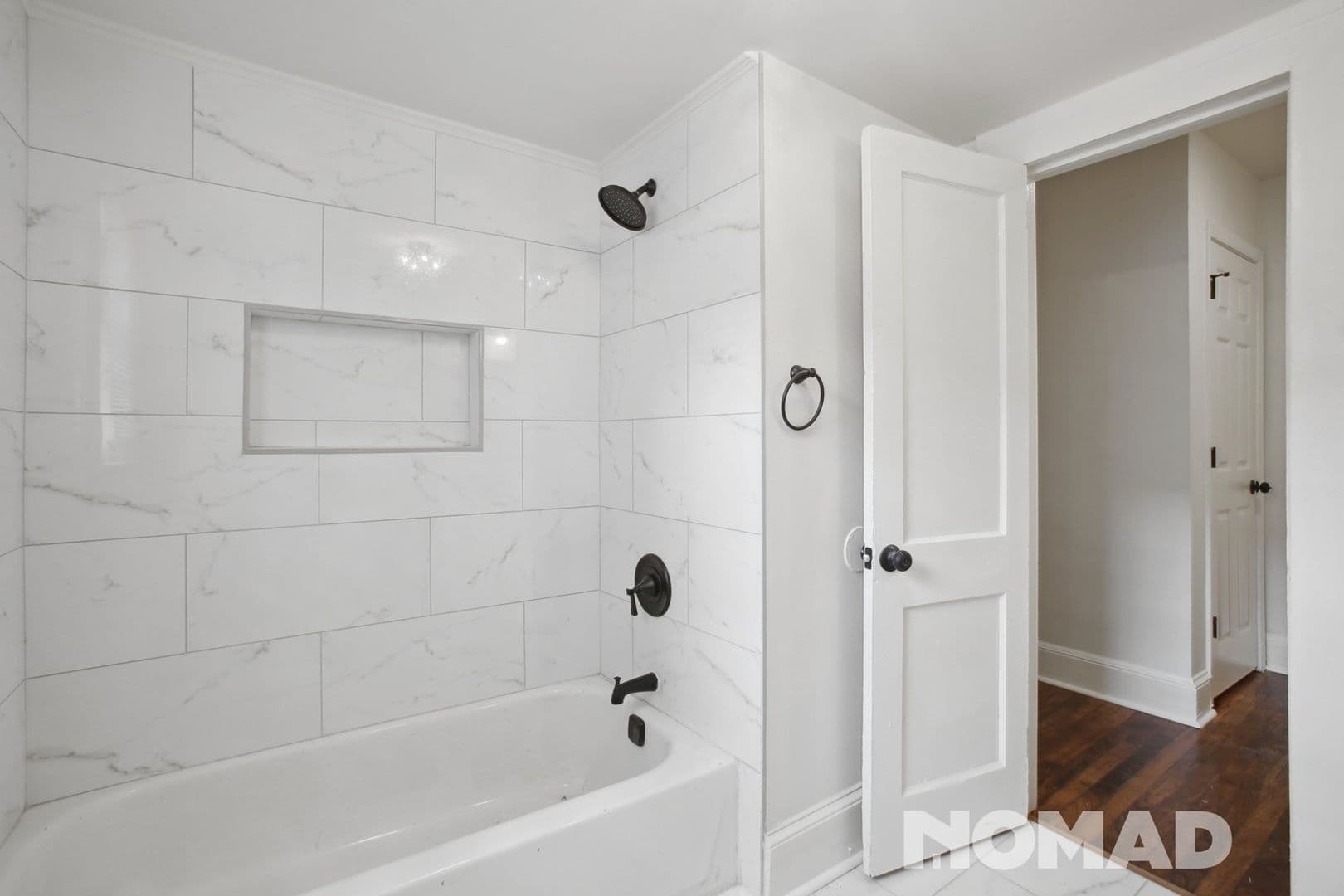 Atlanta House: 1370 Carnegie Ave