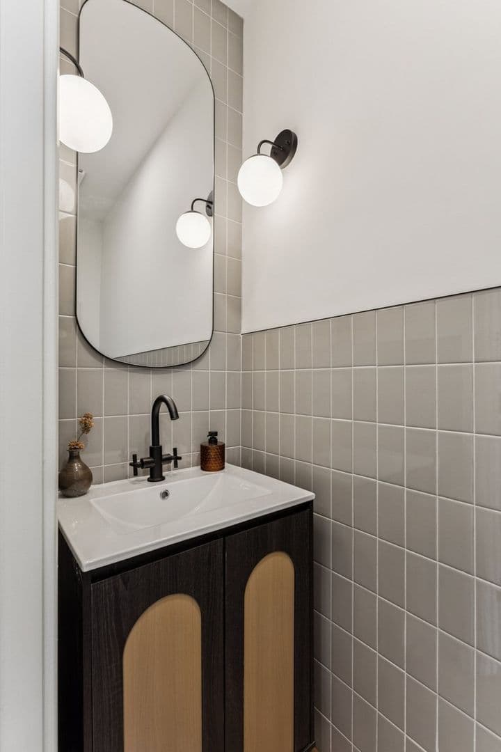 Philadelphia House: 739 N Capitol St
