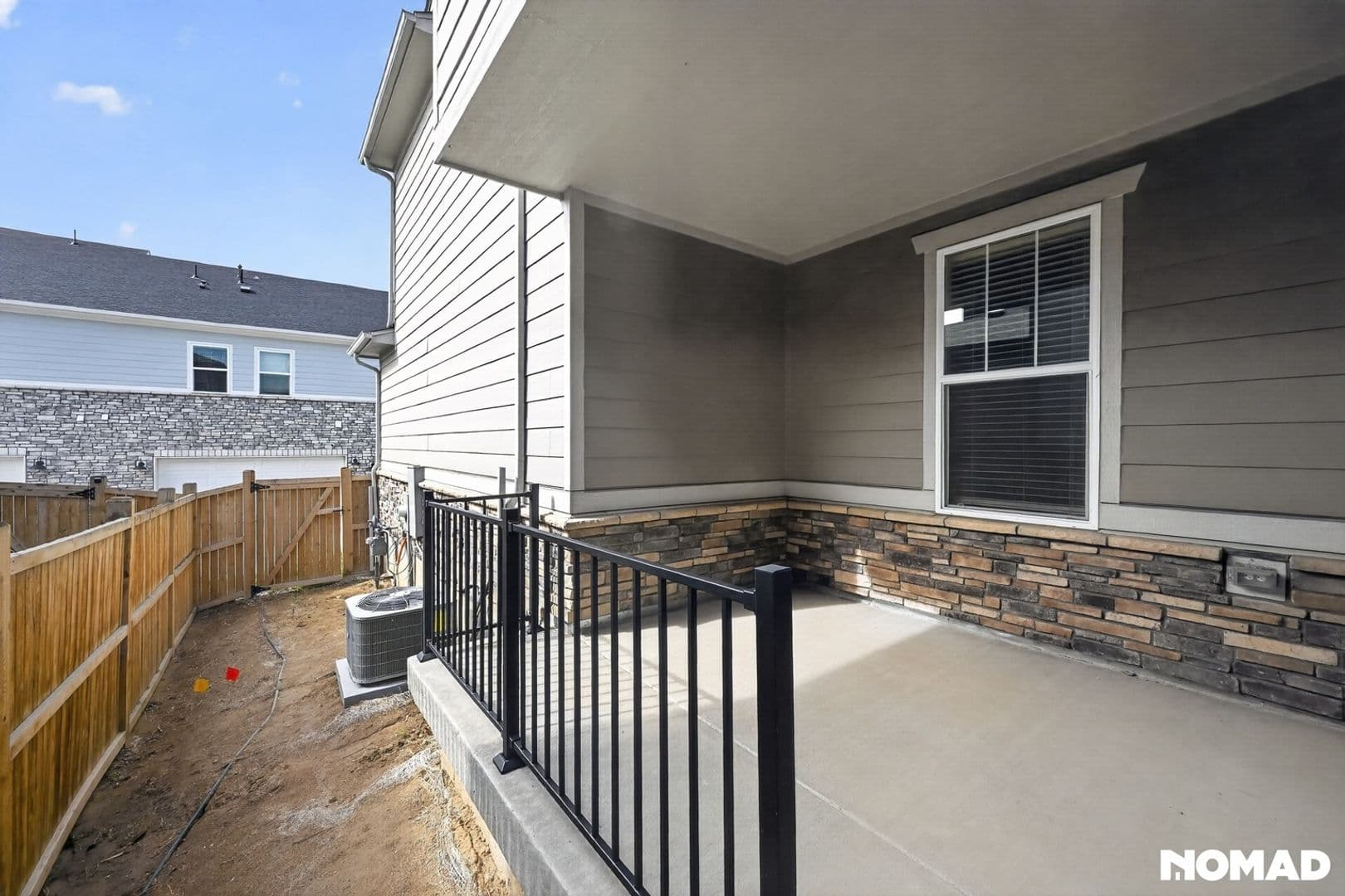 Aurora Townhome: 745 N Tempe St
