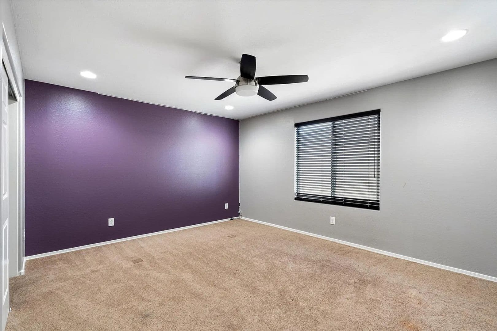Peoria House: 9537 W Weeping Willow Rd