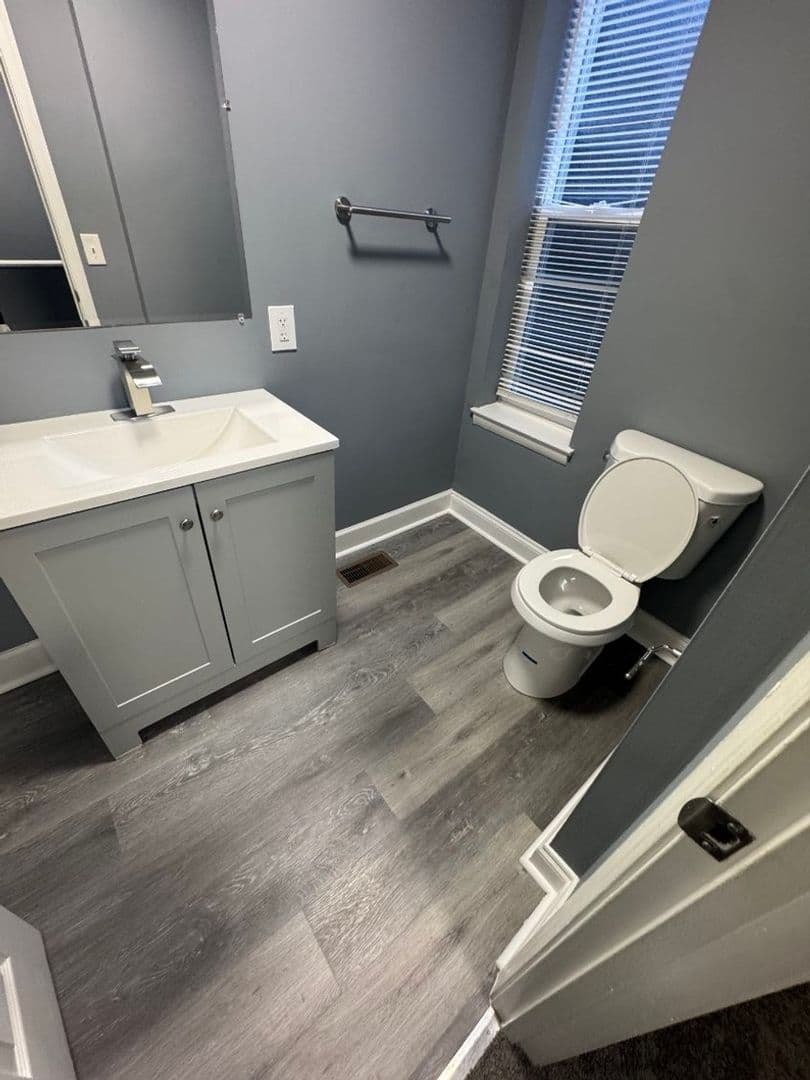 Baltimore House: 522 N Castle St