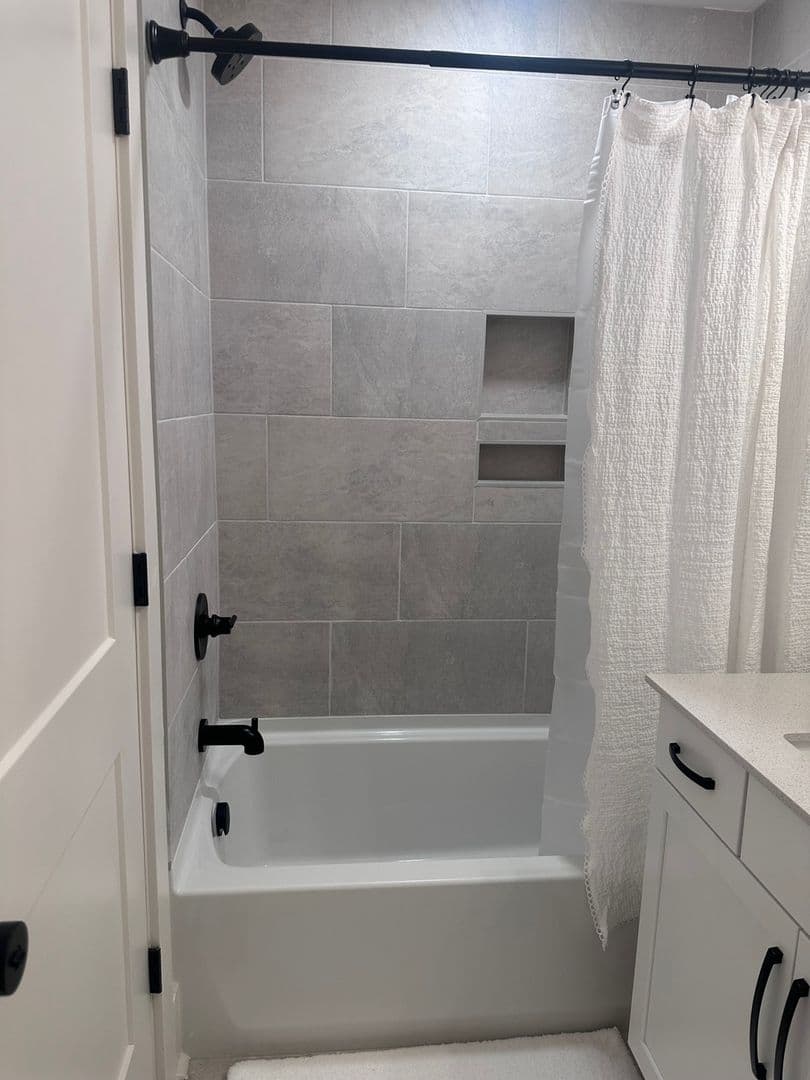 Charleston Townhome: 5 Nats Ct