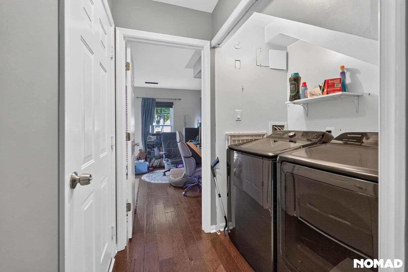 Sterling House: 22996 Fontwell Sq