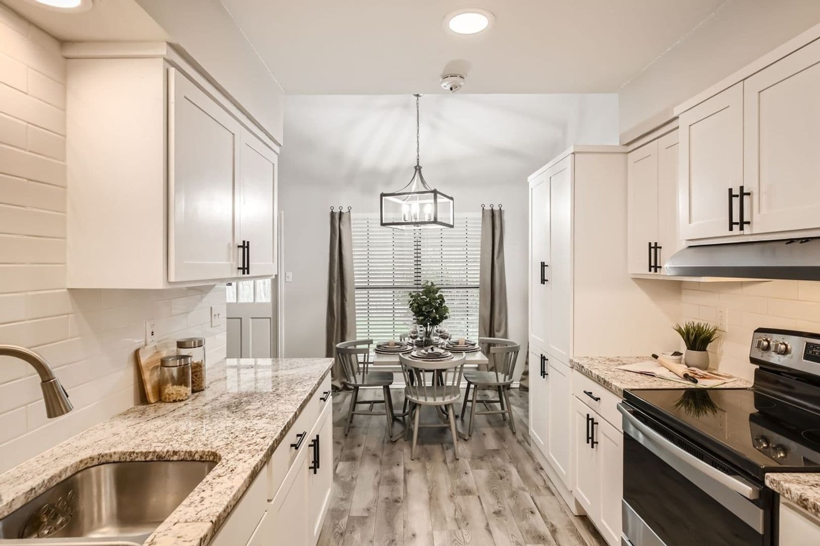 San Antonio House: 4514 Dove Lake St