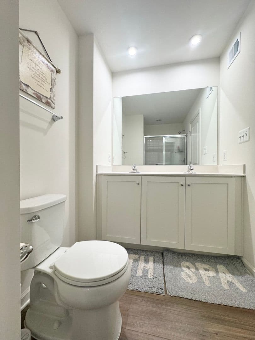 Falling Waters Townhome: 229 Clifton Mnr