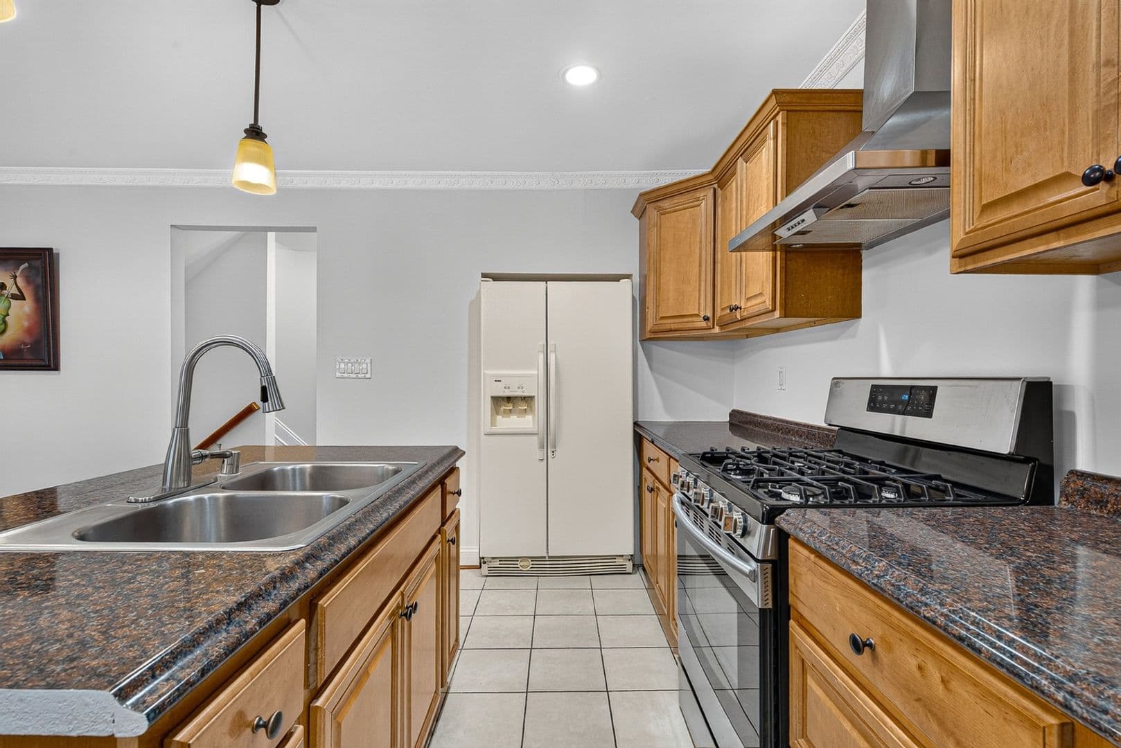 Baltimore Townhome: 805 Arnold Ct