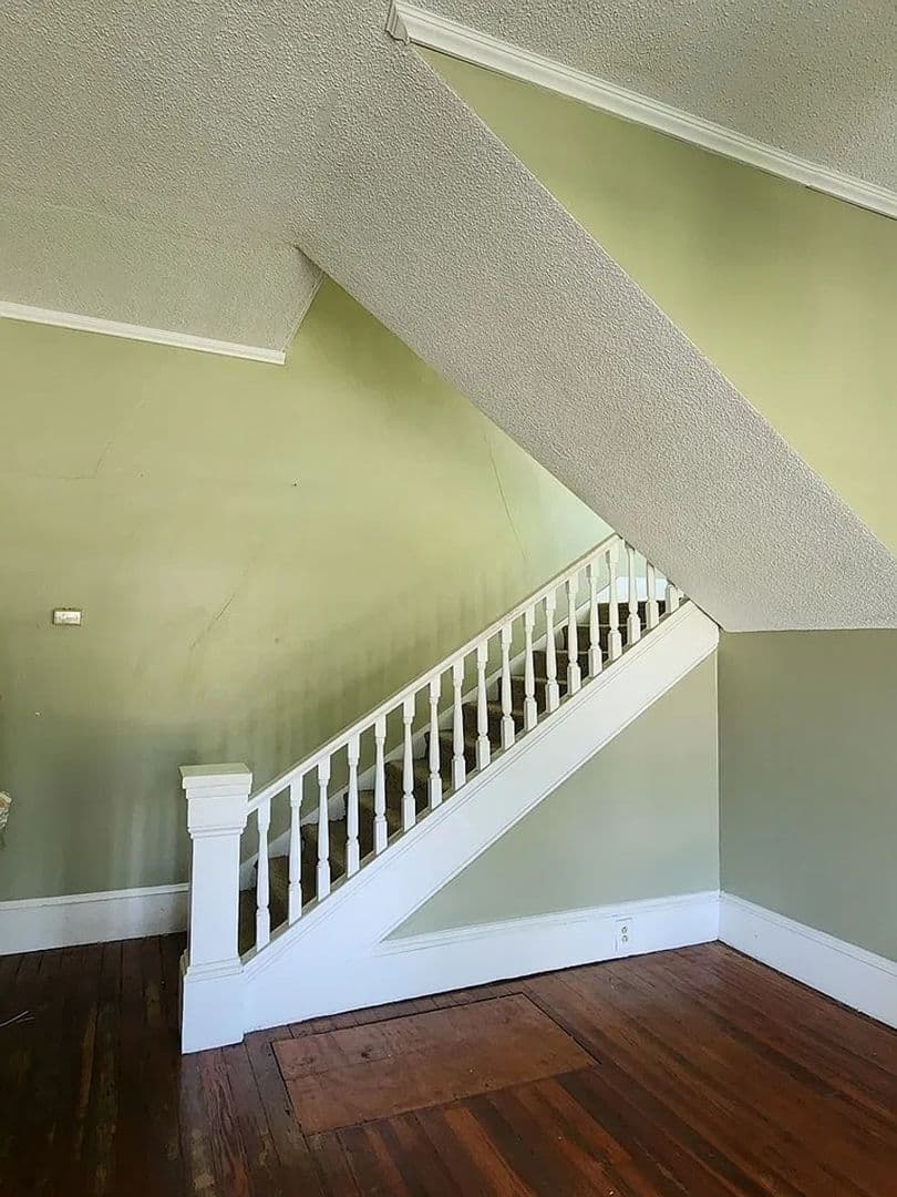 Ocilla House: 314 N Irwin Ave