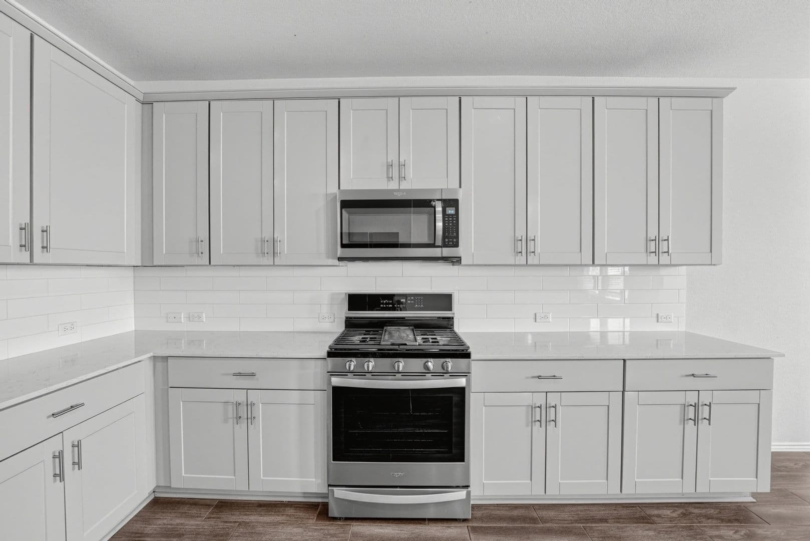 Manor House: 11111 Mestengo Dr