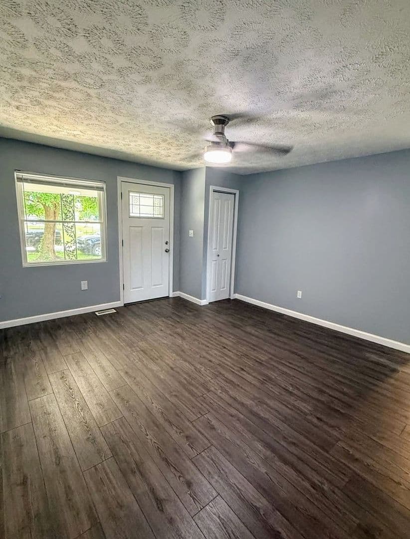 New Lebanon House: 8079 W 3rd St