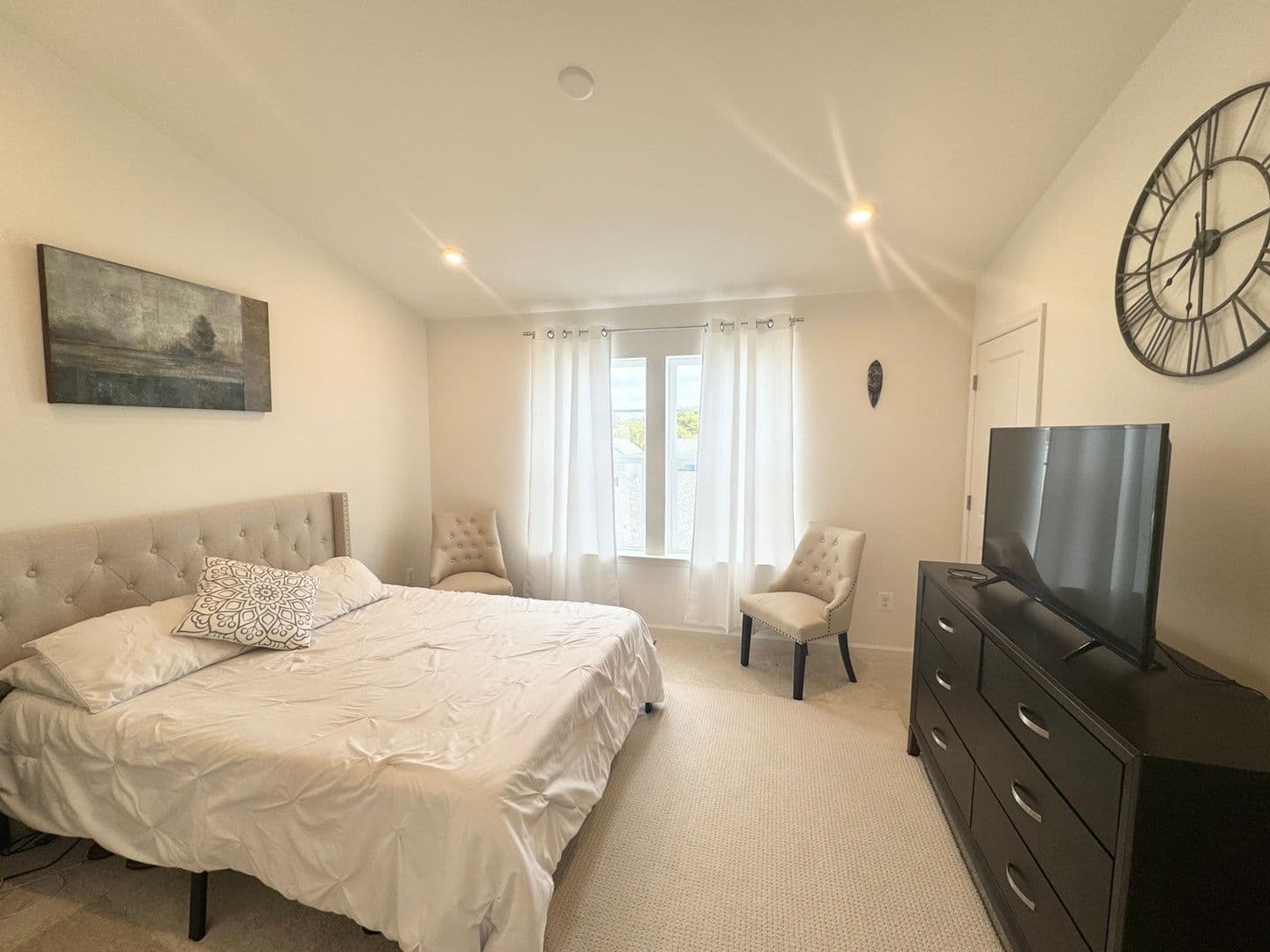 Falling Waters Townhome: 229 Clifton Mnr