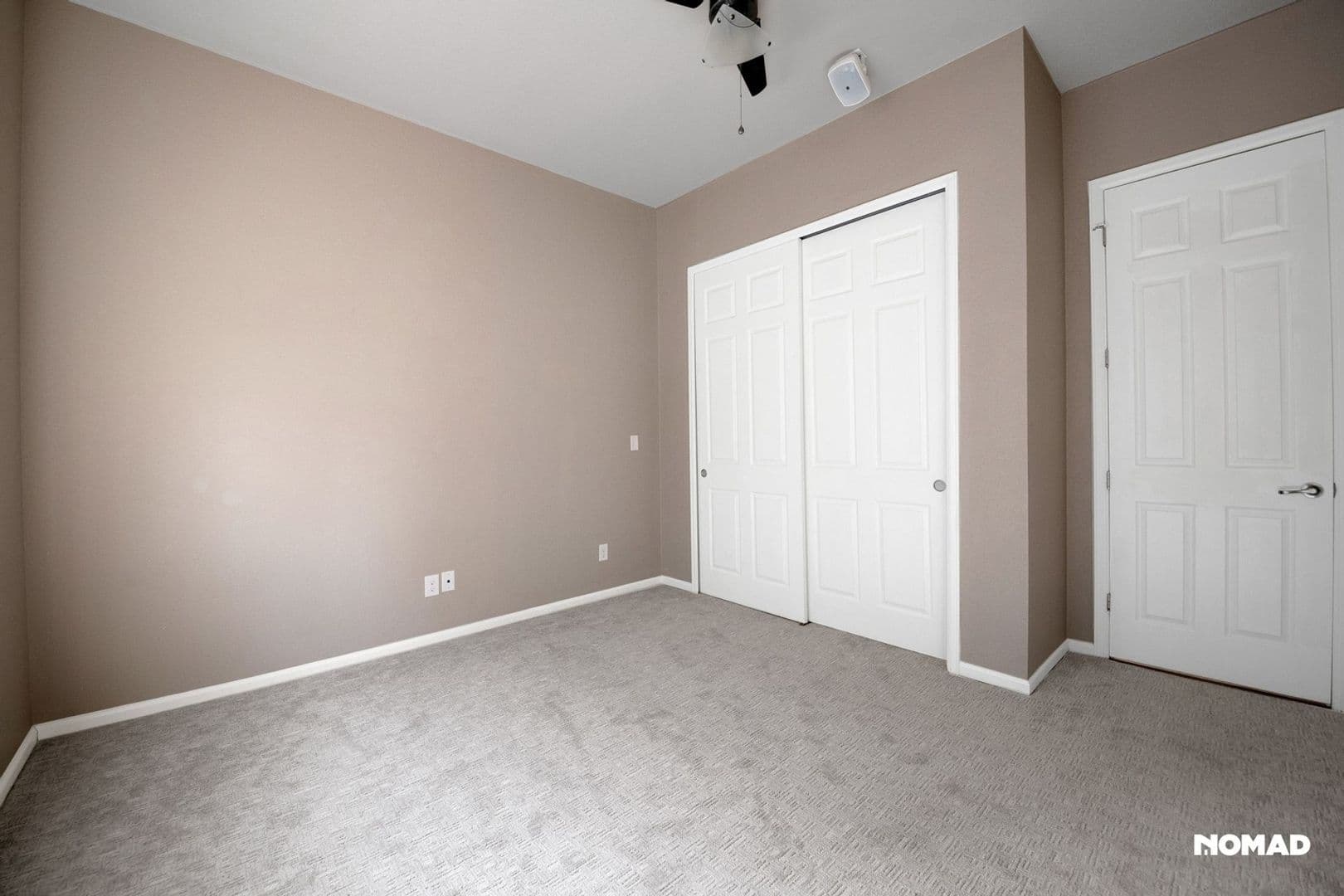 Aurora House: 26926 E Davies Pl