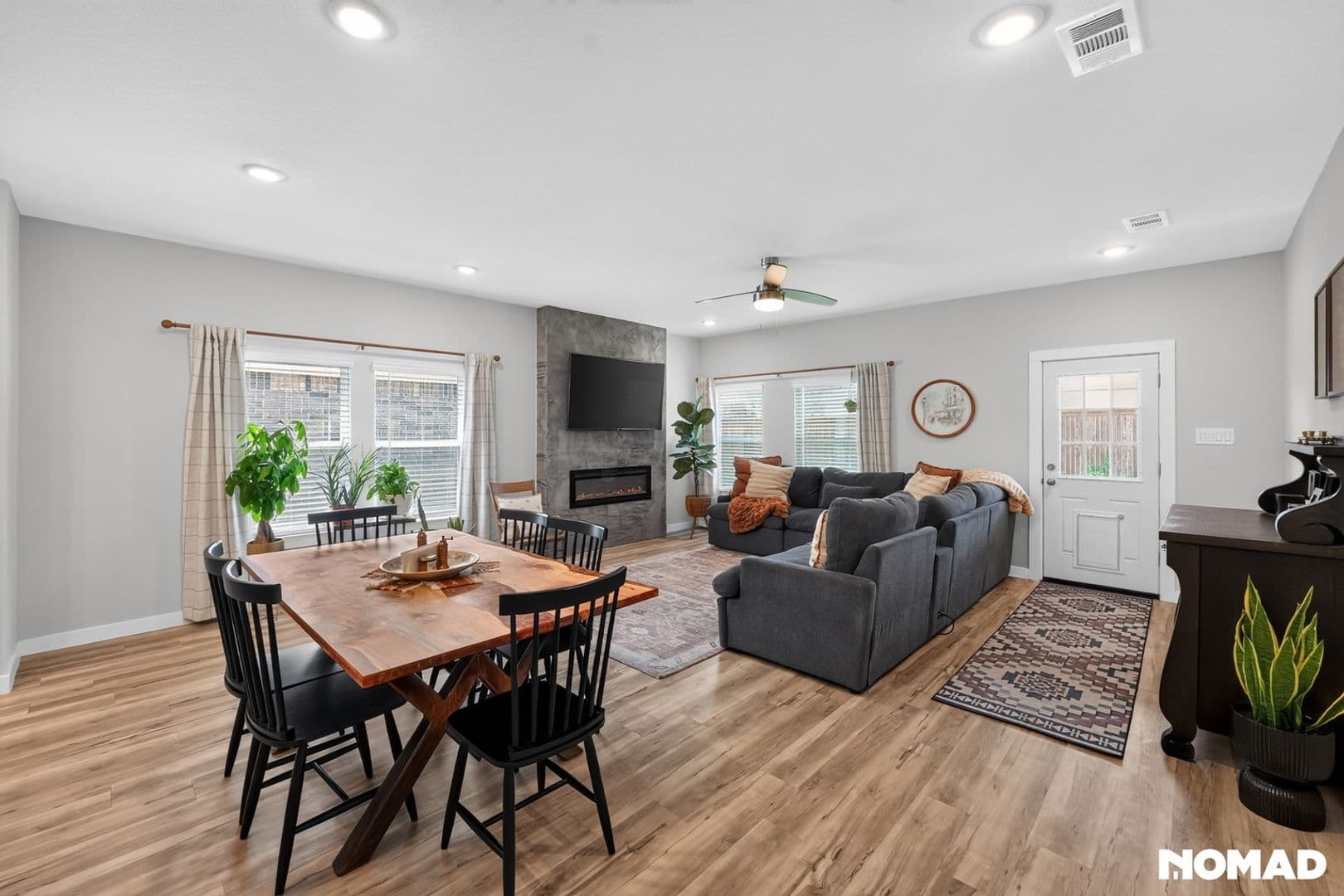 Forney House: 626 Cari Ln