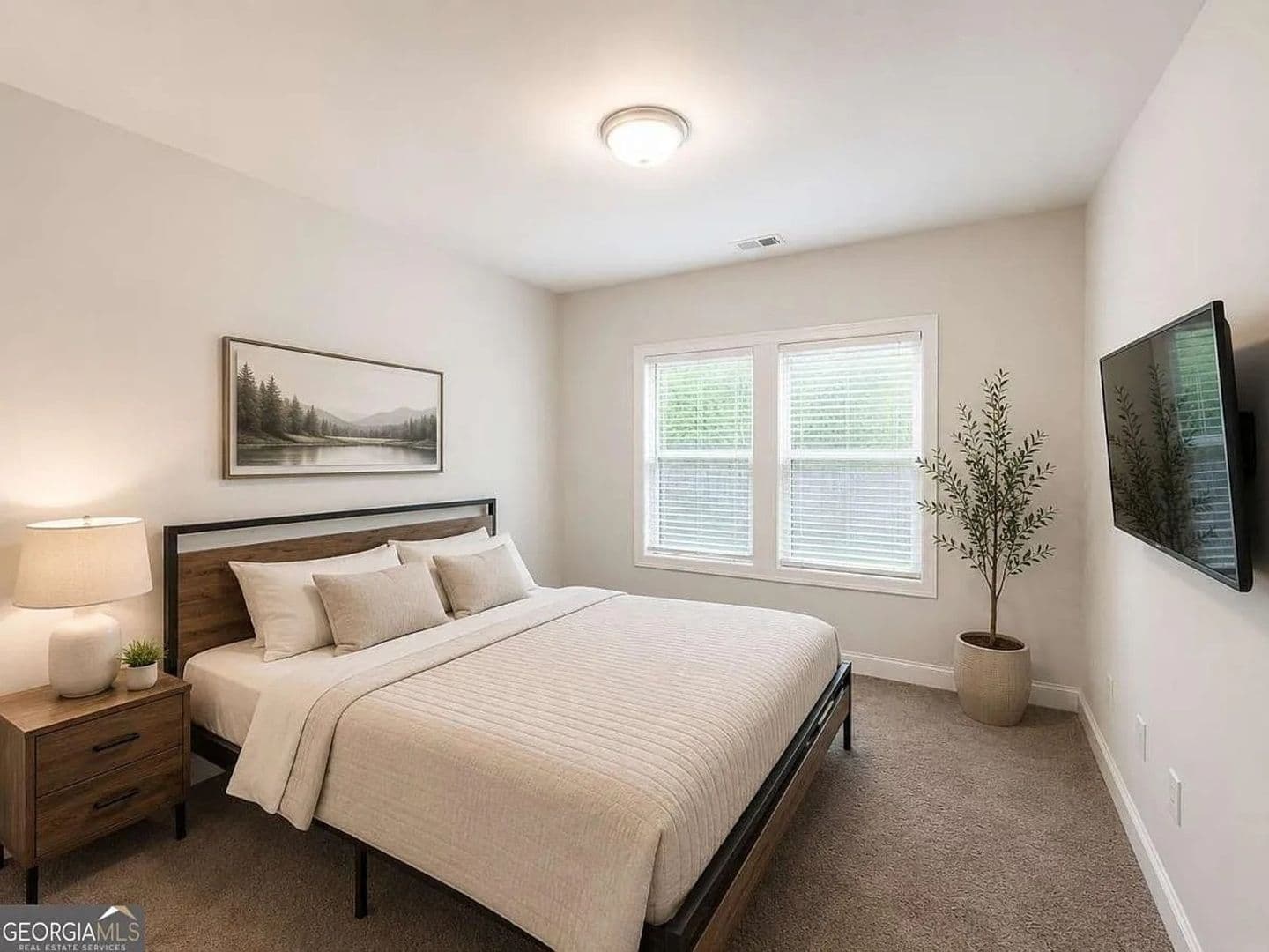 Mableton House: 1099 Hibiscus Way SW
