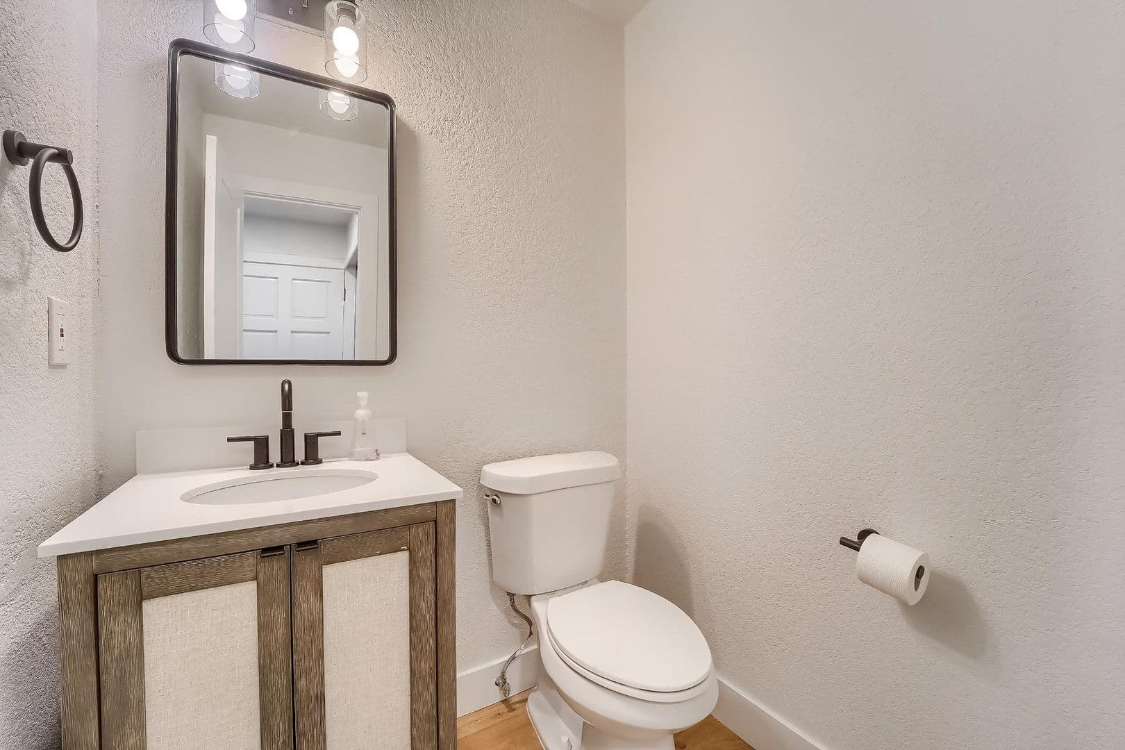 Denver House: 9923 East Exposition Avenue