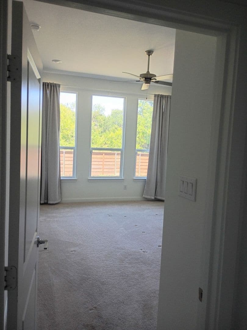 Mesquite House: 3717 Grace Ln