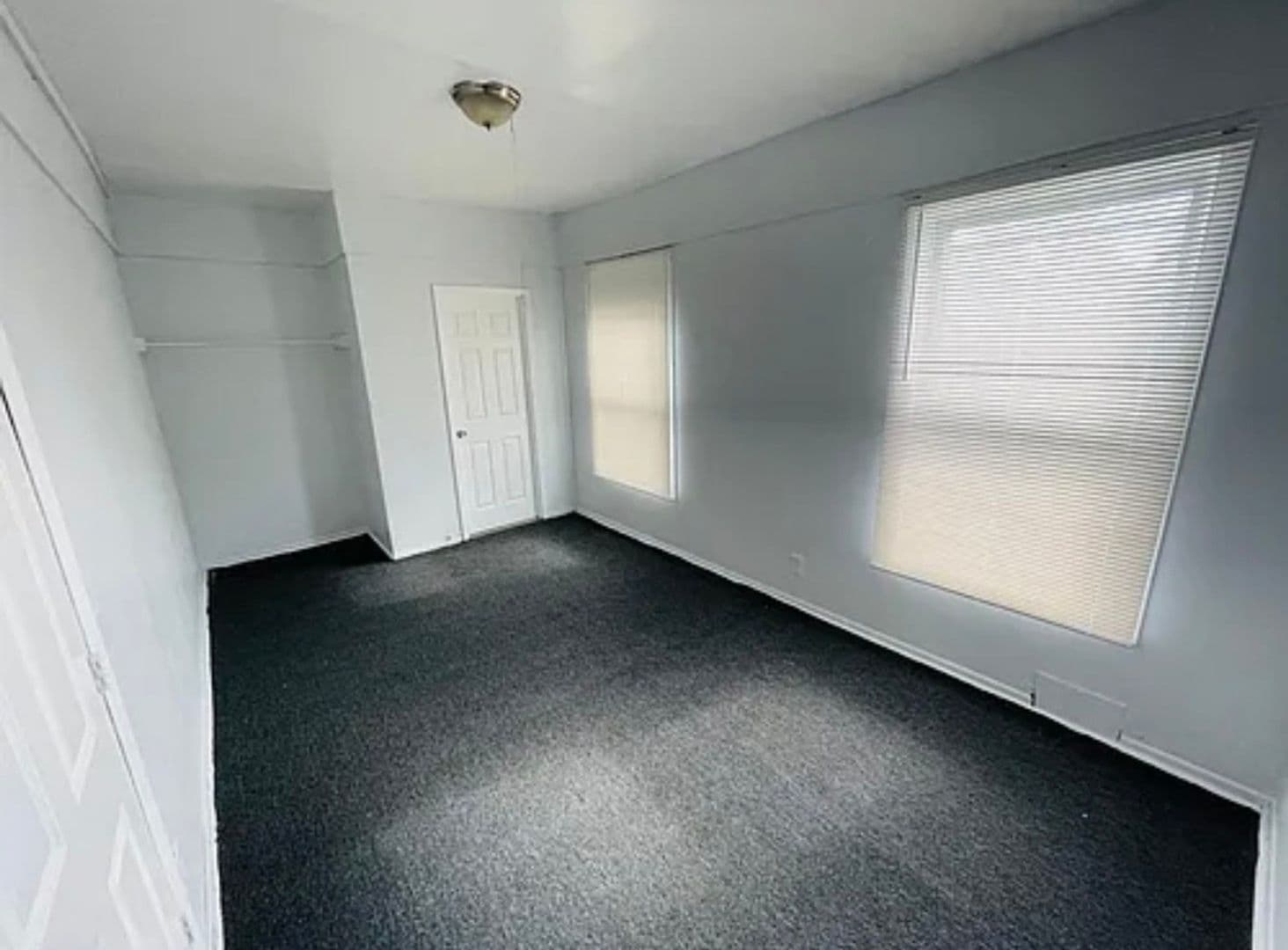 Buffalo Townhome: 327 Hampshire St