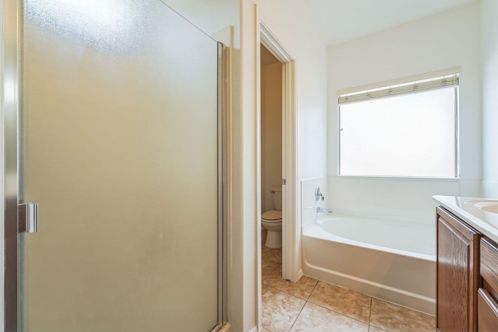 Gilbert House: 1268 E Birdland Dr