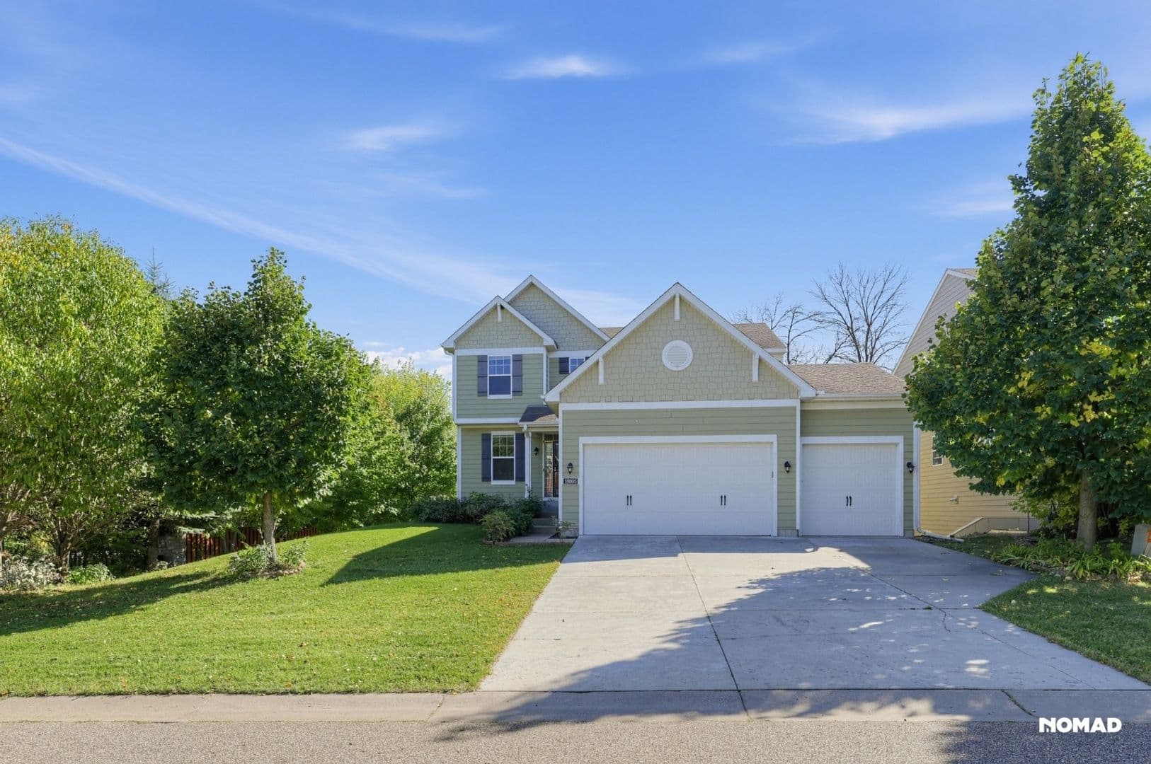 Plymouth House: 18805 46th Ave N