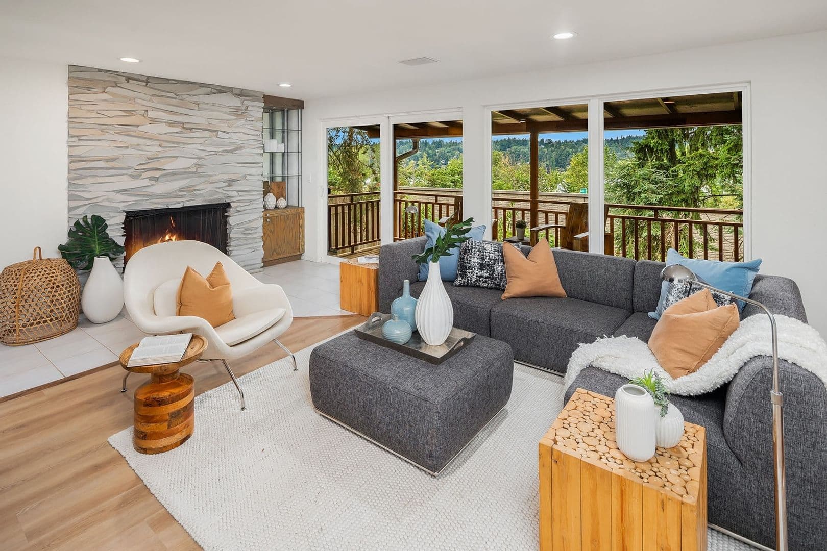 Bellevue House: 5761 110th Ave SE