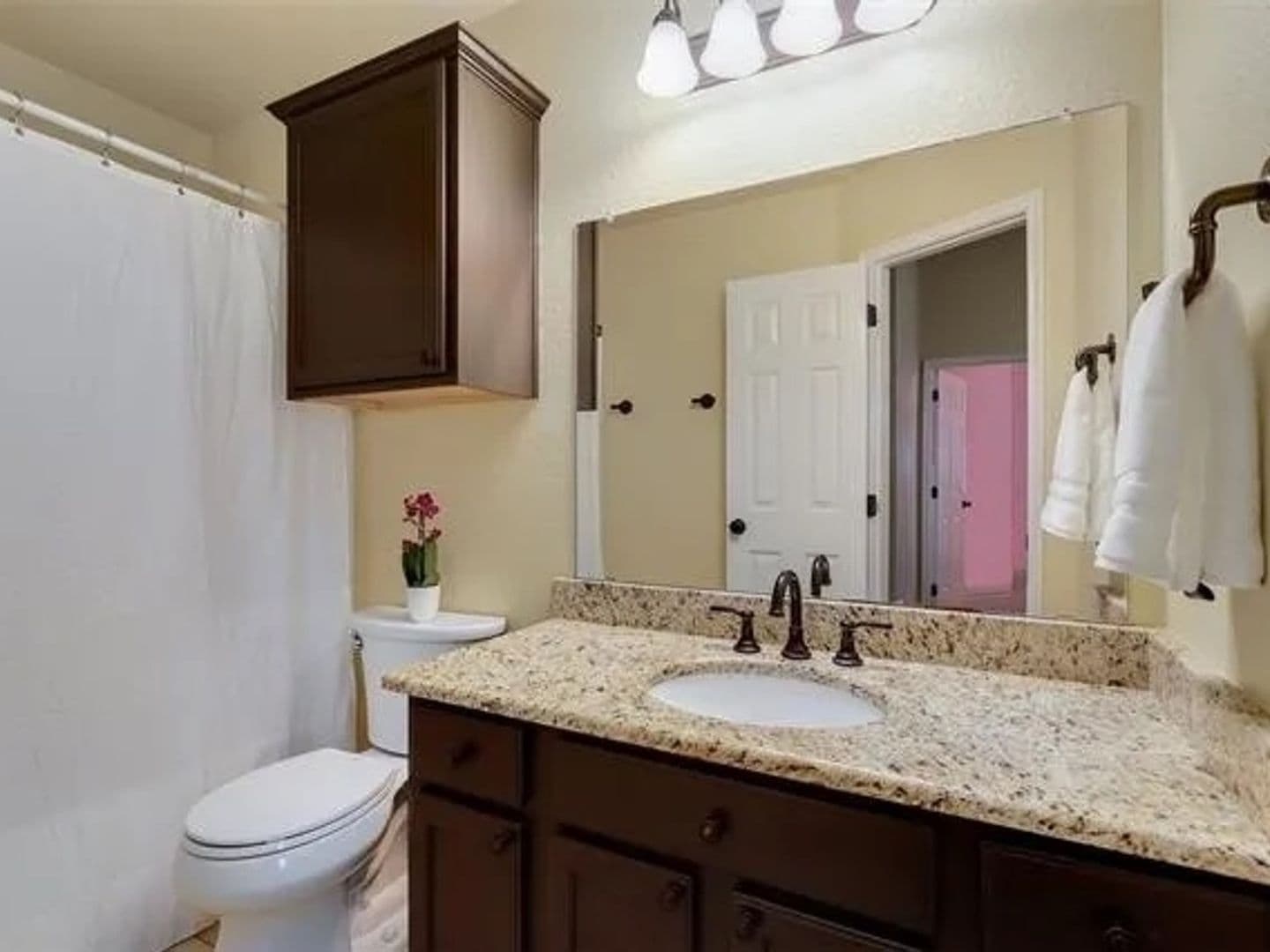 Fort Worth House: 4129 Broken Bend Blvd