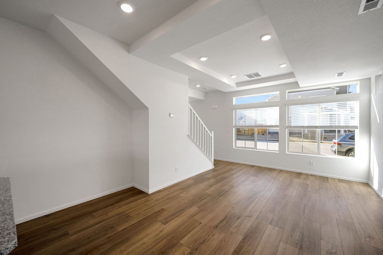 Commerce City House: 16131 E 111th Dr