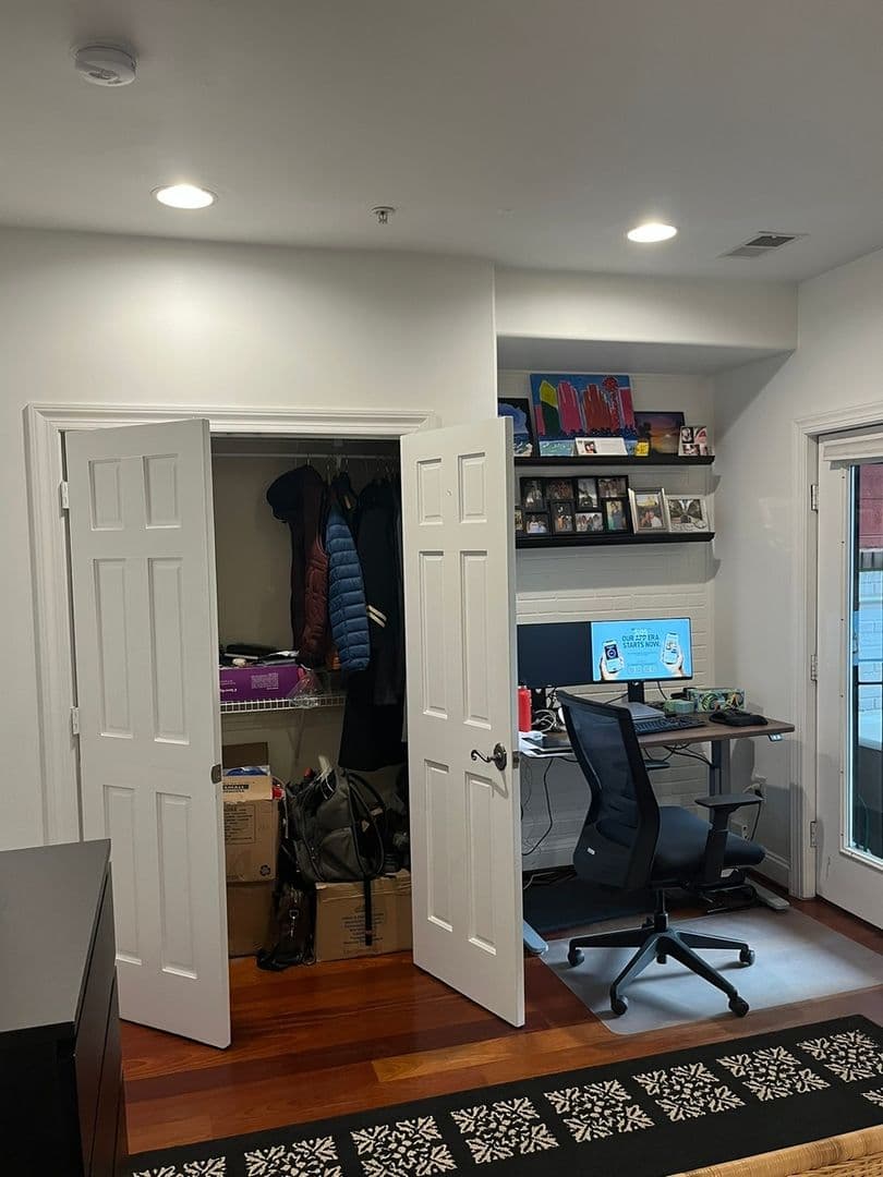 Washington Condo: 2132 11th St NW