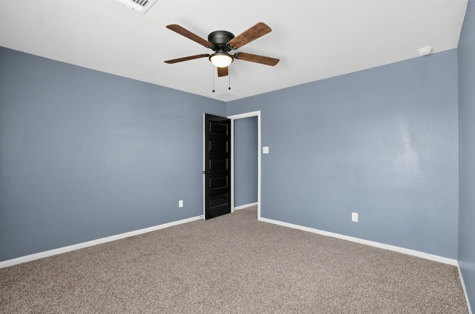 Splendora House: 22501 Cormorant Ct