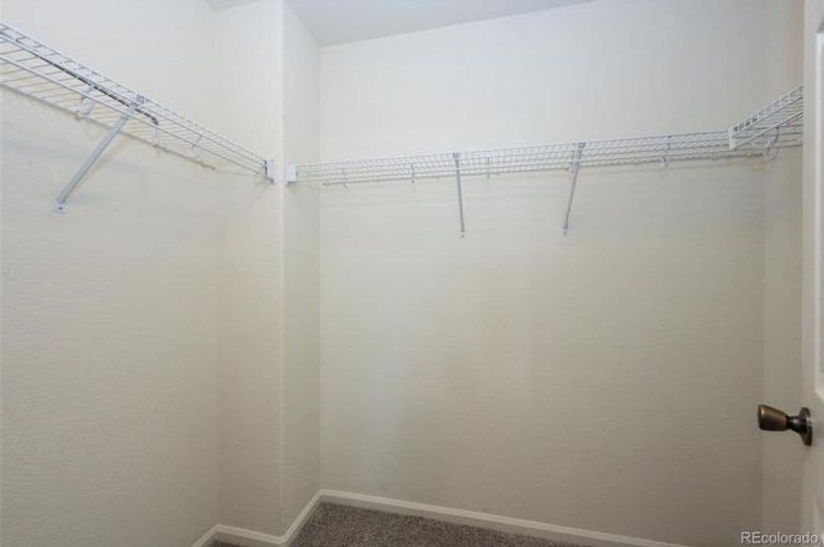 Englewood House: 16475 E Phillips Pl