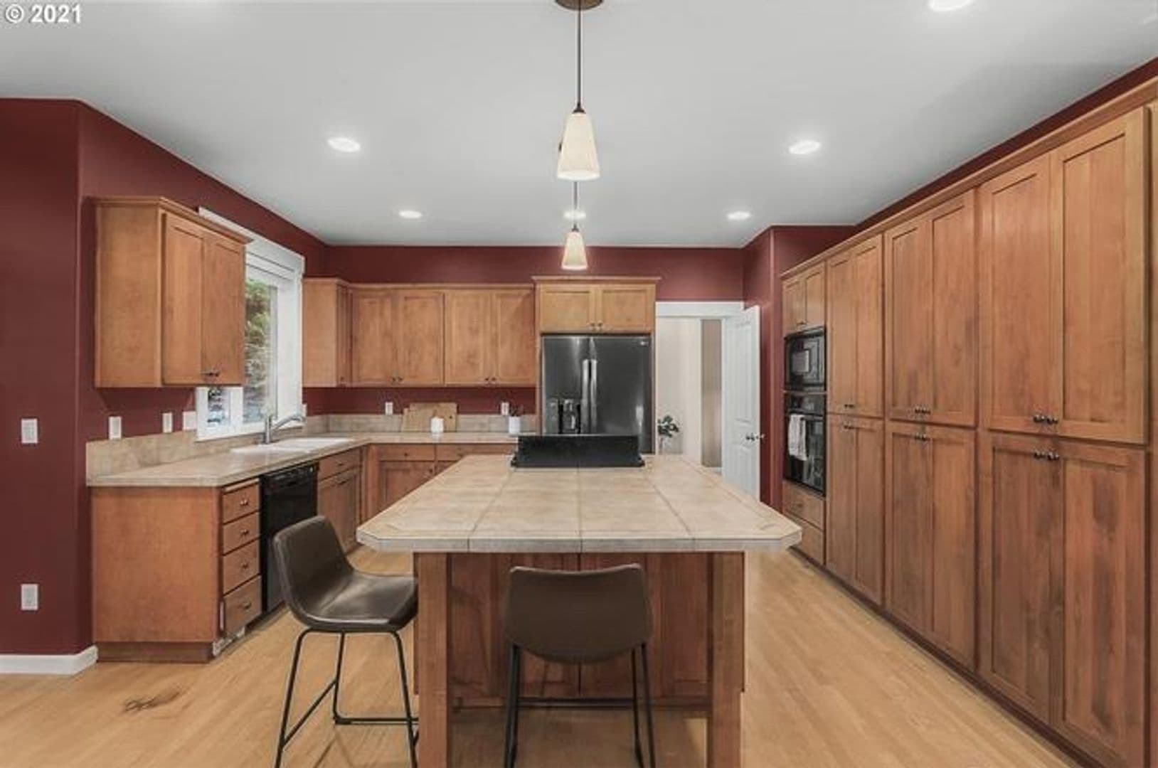 Portland House: 11422 SW Laurel Glen Ct