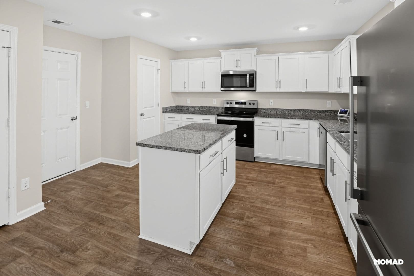 Columbia House: 162 Dunham Rd