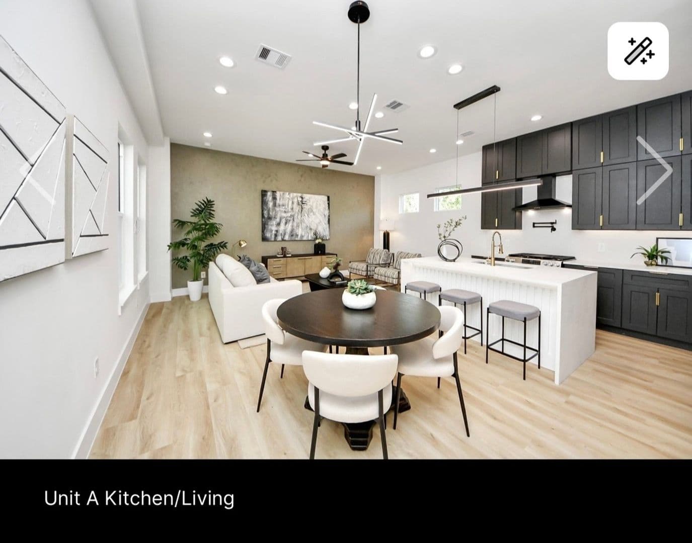 Houston Townhome: 7909 Lynette St