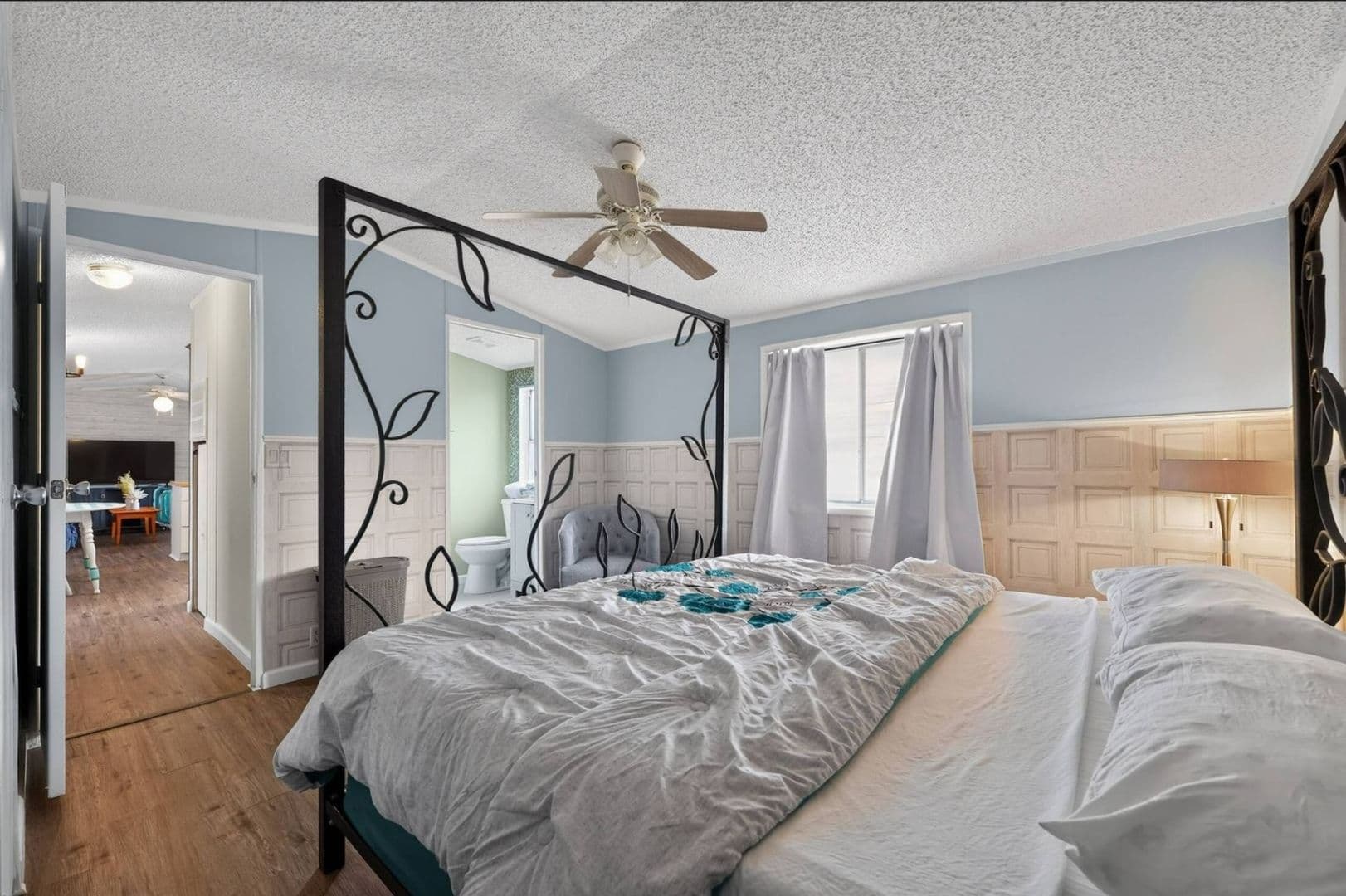 Casa Grande House: 11484 N Cordell St