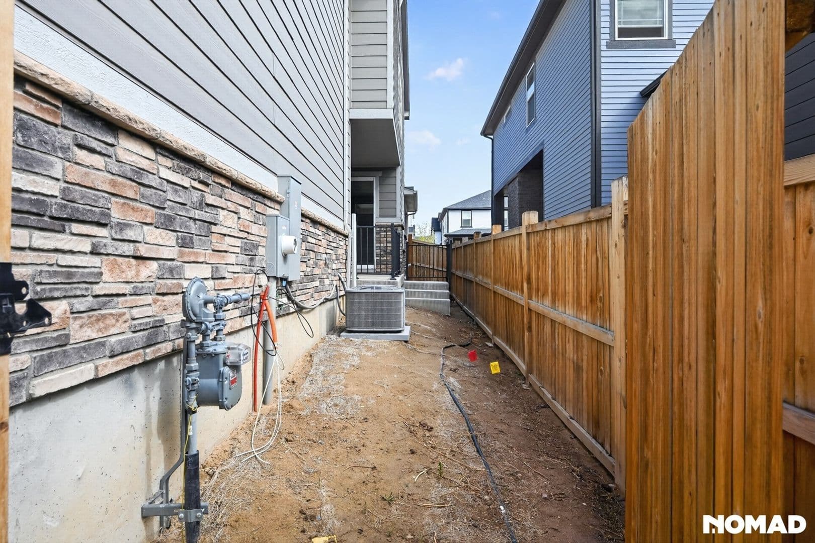 Aurora Townhome: 745 N Tempe St