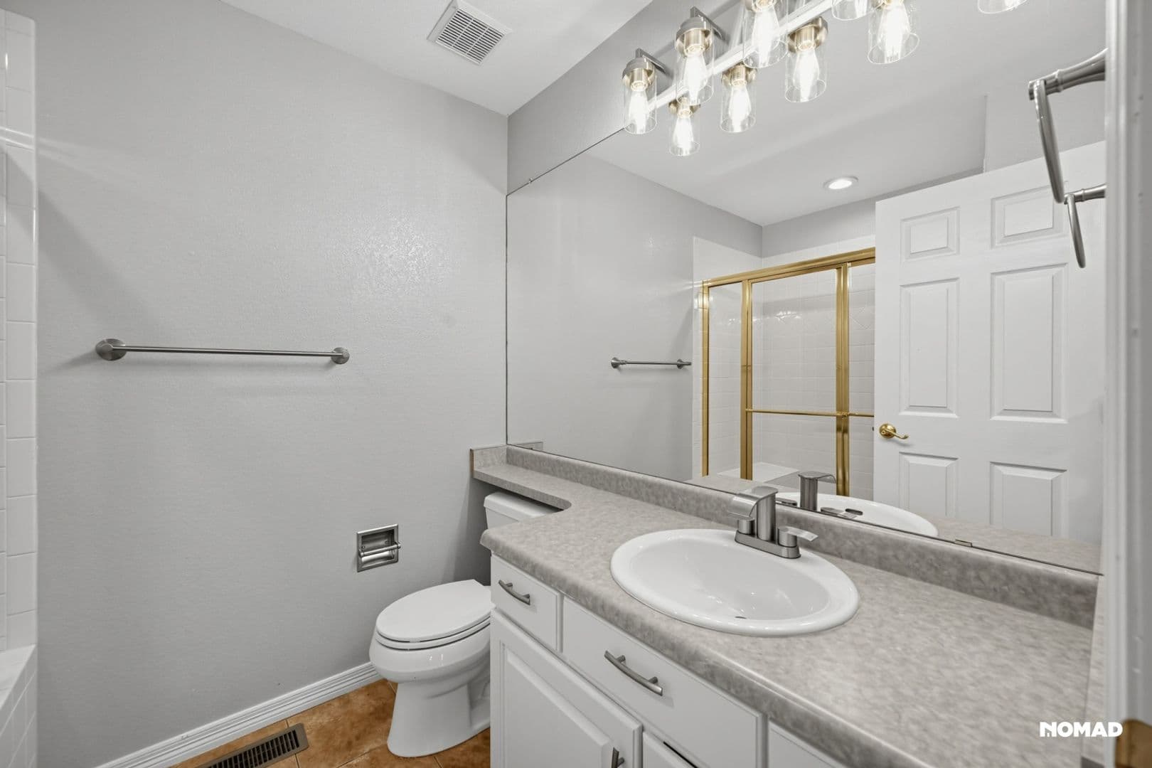 Aurora House: 21955 E Costilla Dr