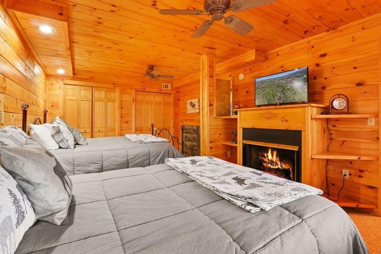 Blue Ridge House: 439 Conley Branch Rd