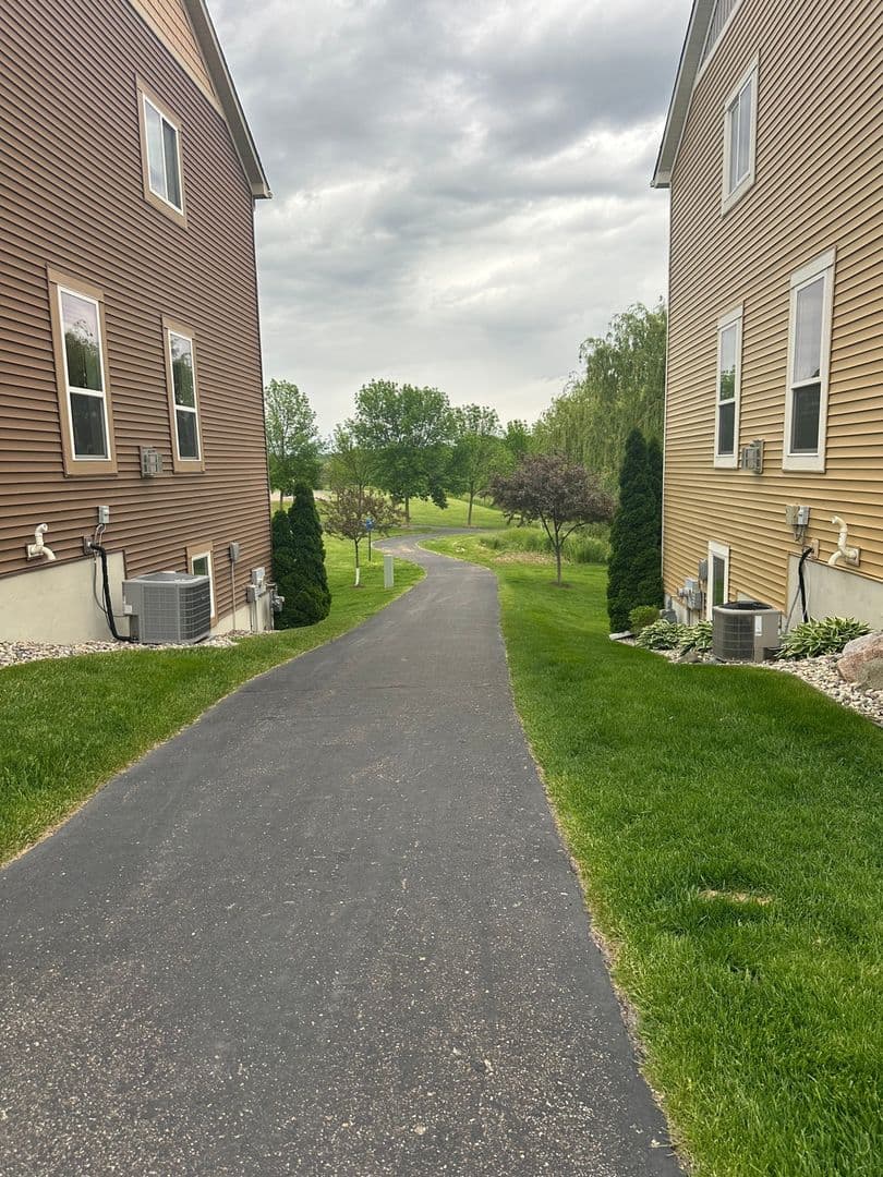 Prior Lake Townhome: 14324 Parkside Ct Nw