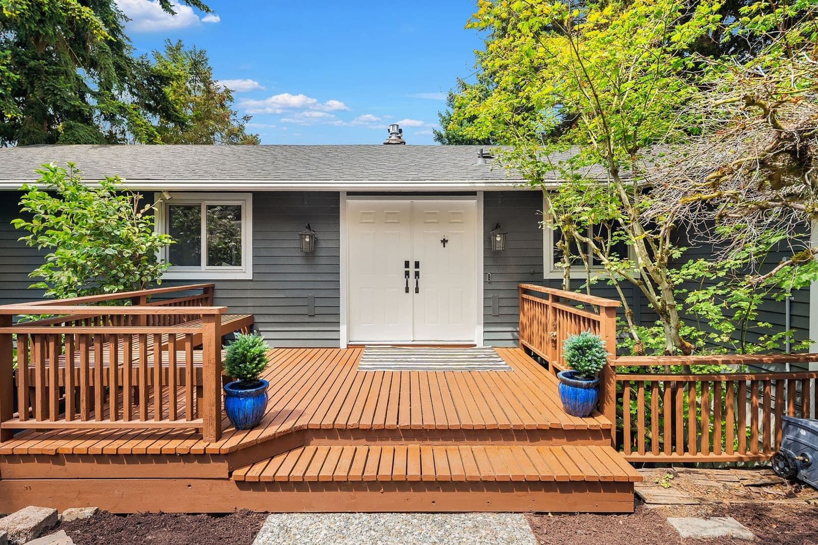 Bellevue House: 5761 110th Ave SE