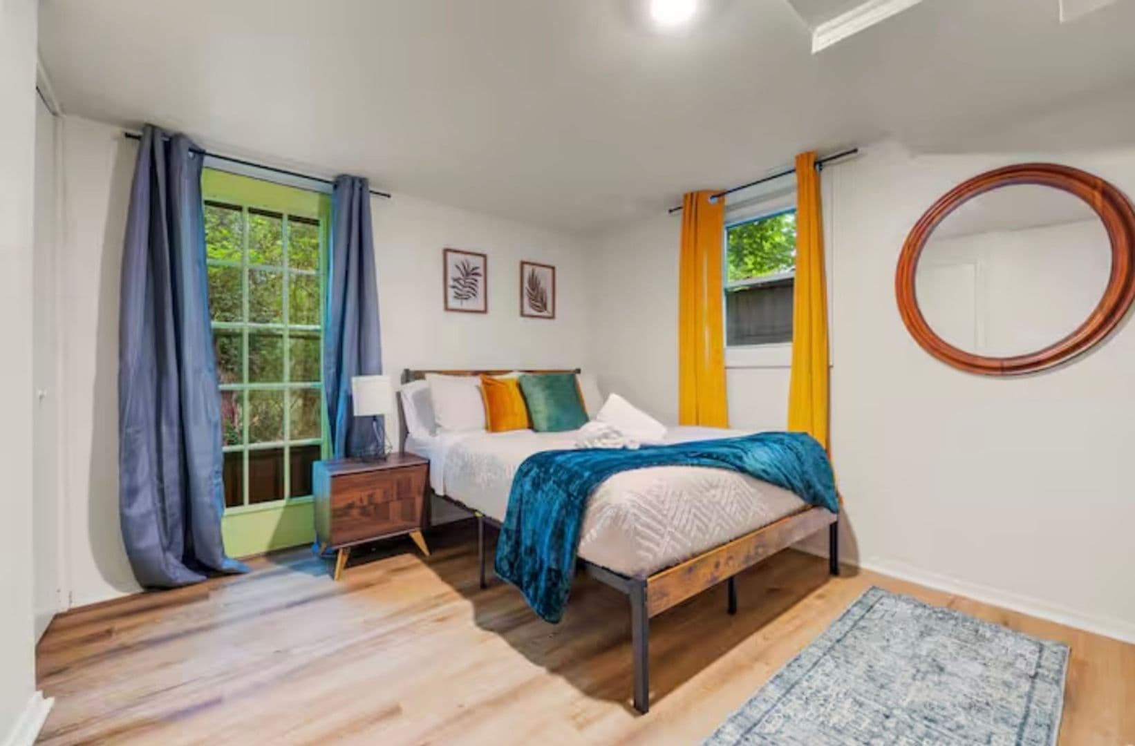 Tucker House: 2876 Old Norcross Rd