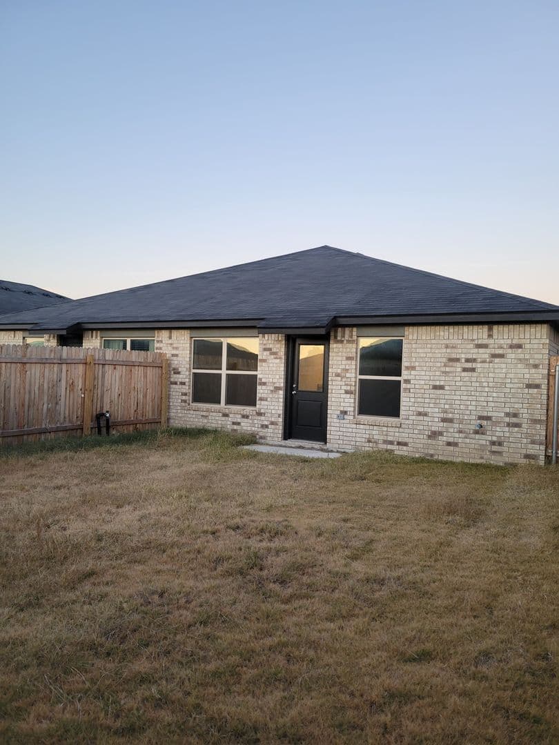 Copperas Cove Townhome: 1265 Lehmann