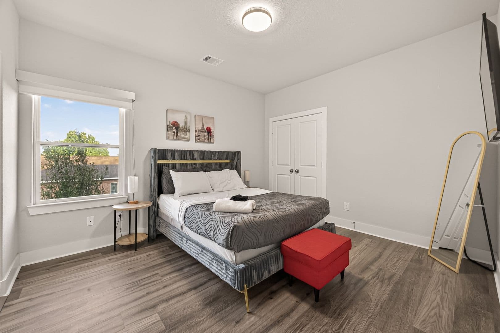 Houston Townhome: 4221 Galesburg St