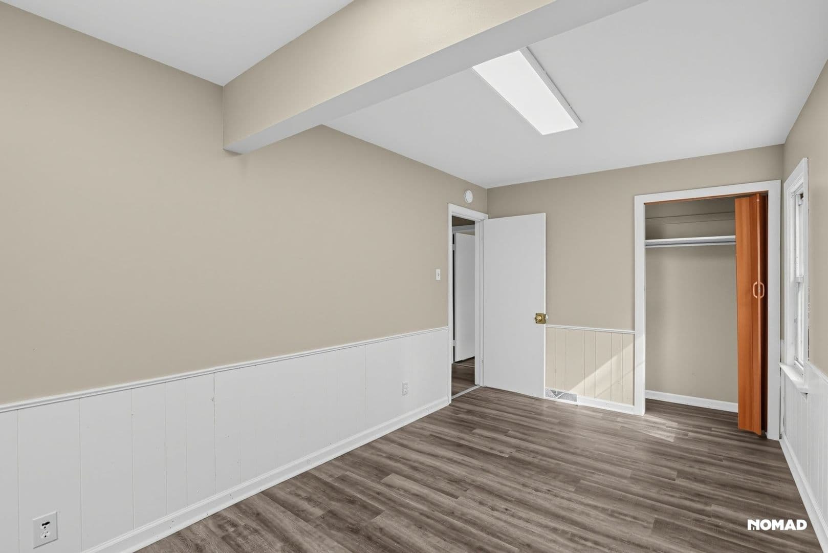 Westlake House: 2960 Bradley Rd